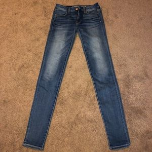 Size 4 EXTRA LONG American Eagle Jeggings